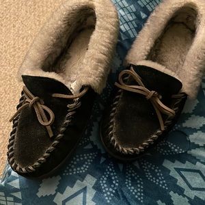 LL Bean slippers